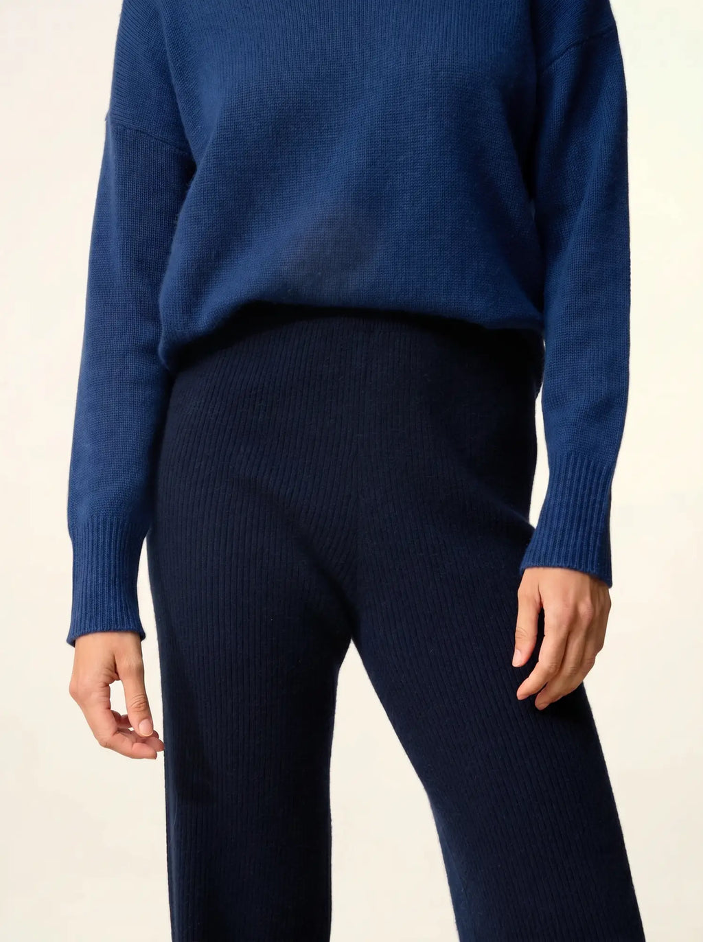 MARGRET hose évasé marineblau