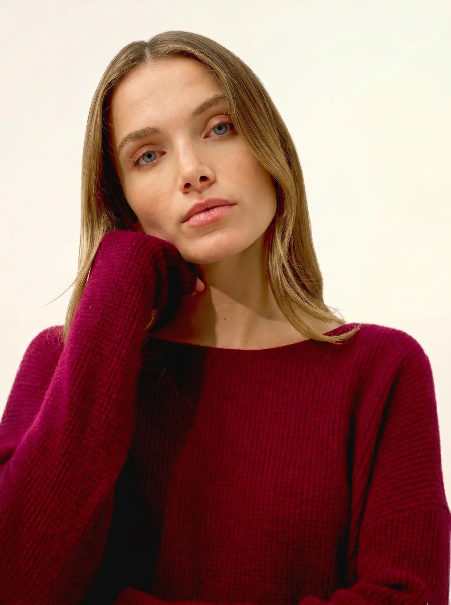 ARIANA pullover u-boot-ausschnitt bordeaux