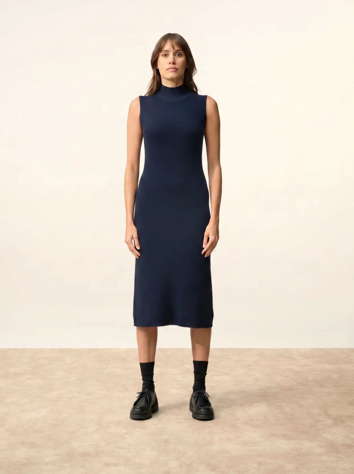 LOTTIE kleid stehkragen ärmellos marineblau