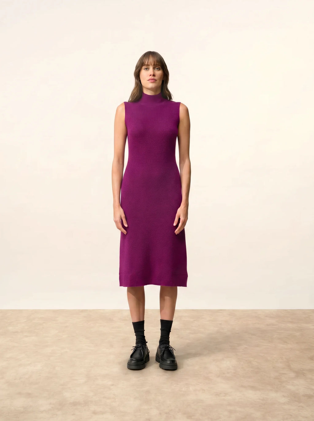 LOTTIE kleid stehkragen ärmellos pflaume