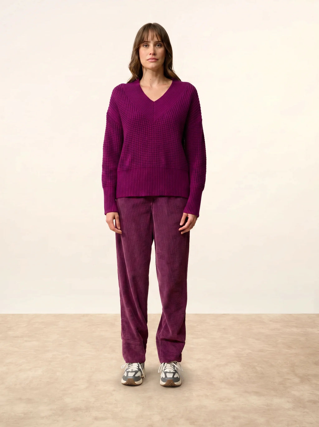 TACNA pullover v-ausschnitt 8-fädig pflaume