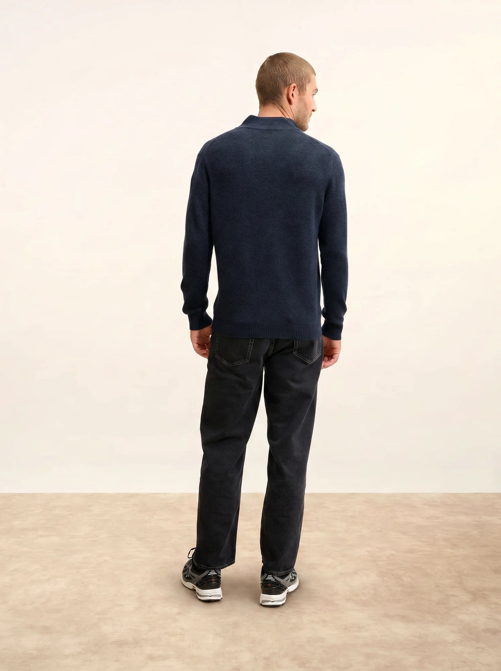 LEONIE pullover dockermütze 4-fädig caviar