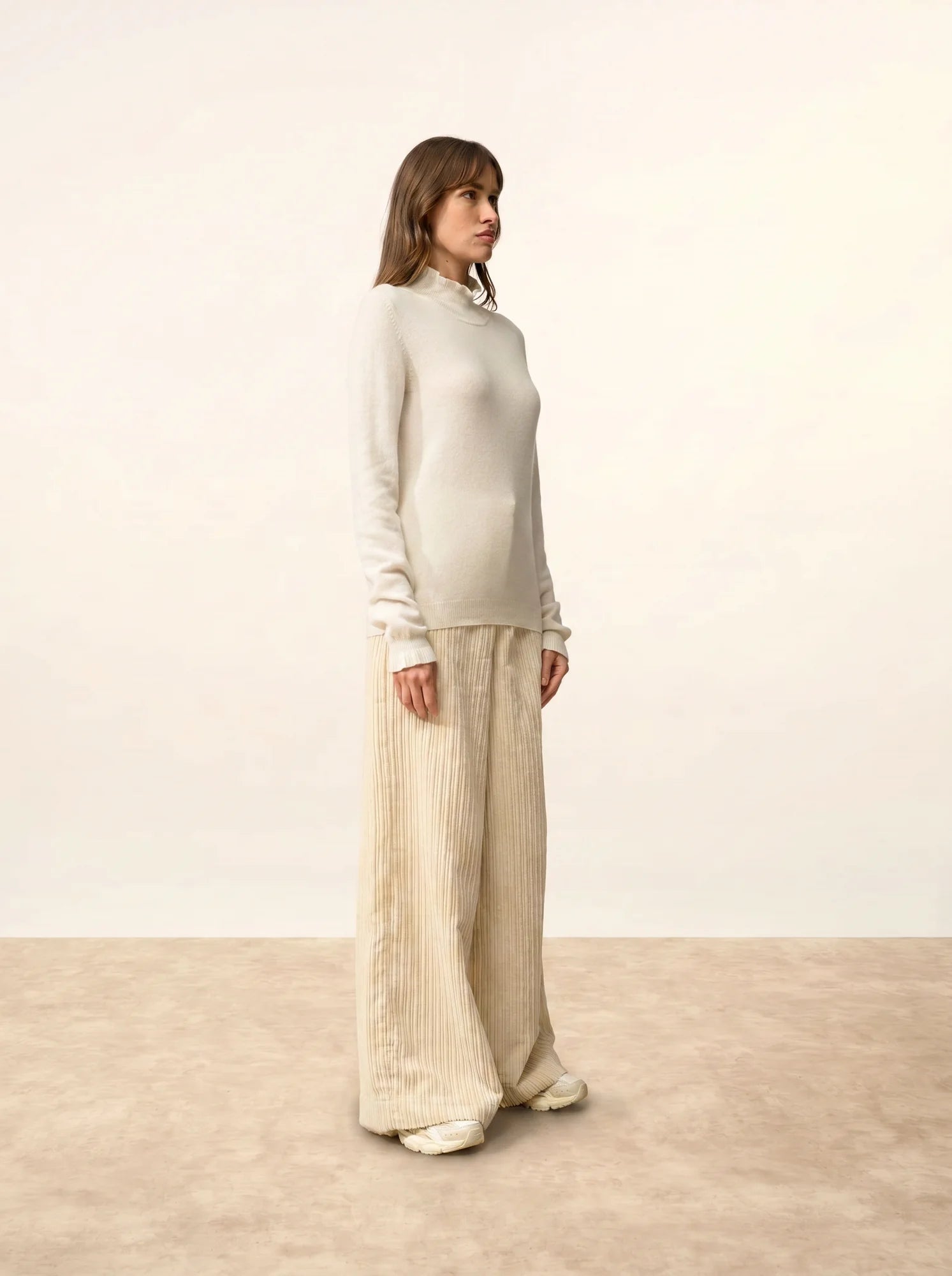 TRILA pull col montant volanté ivoire