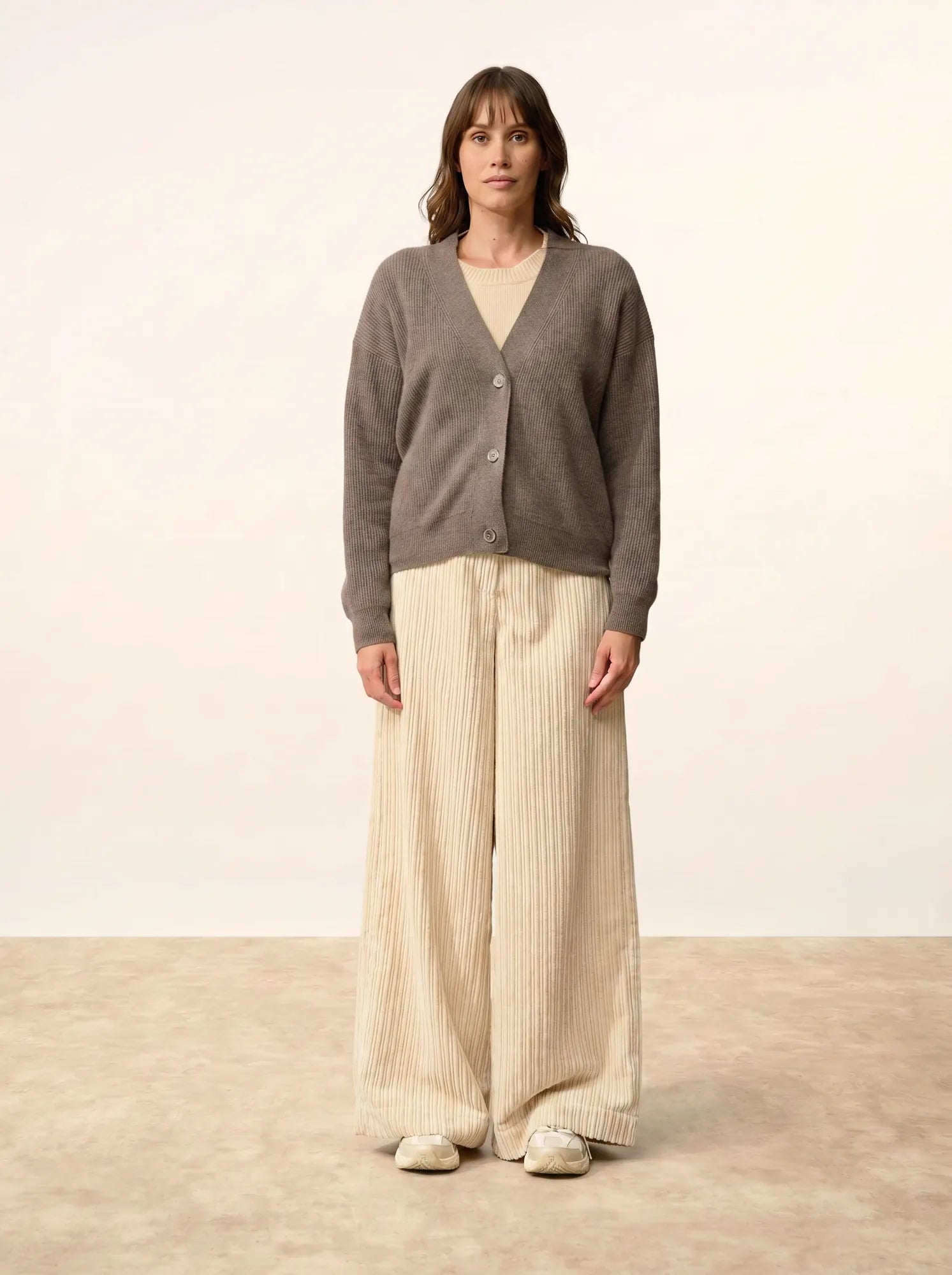 ADELE strickjacke v-ausschnitt taupe meliert