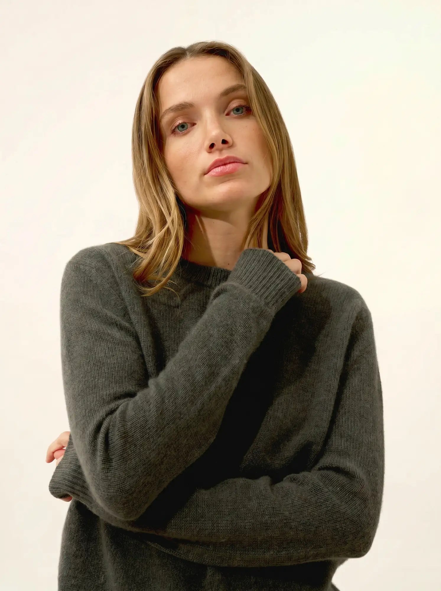 LEXINI pullover rundhalsausschnitt 4-fädig khaki meliert