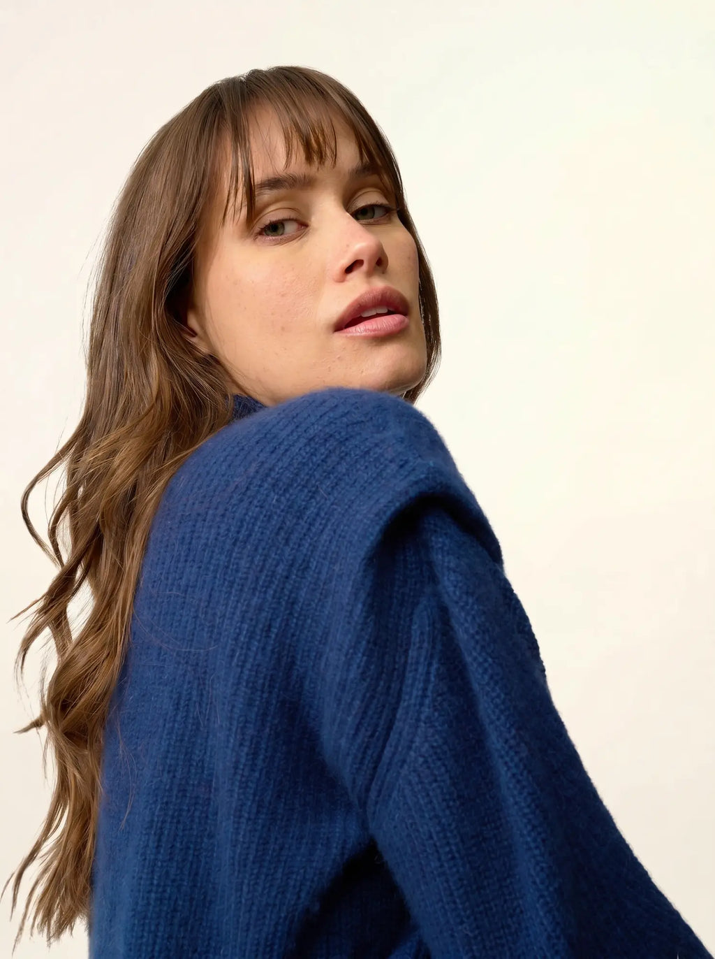 IQUITOS pullover stehkragen plis épaules 4-fädig minuit