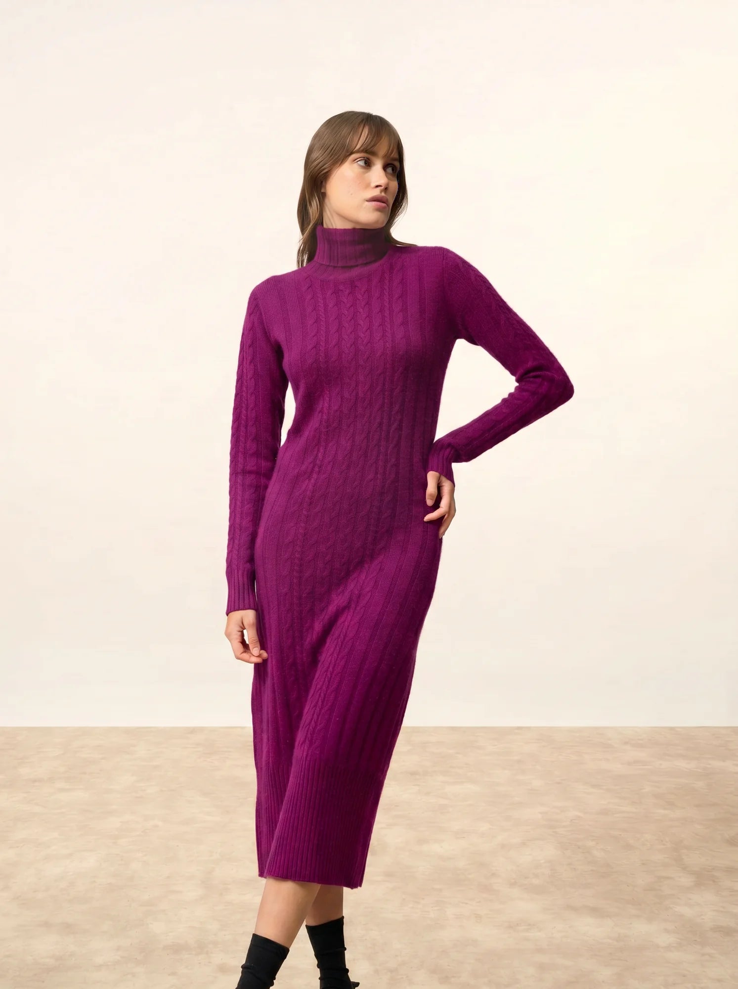 DOLKAR kleid rollkragen 4-fädig pflaume
