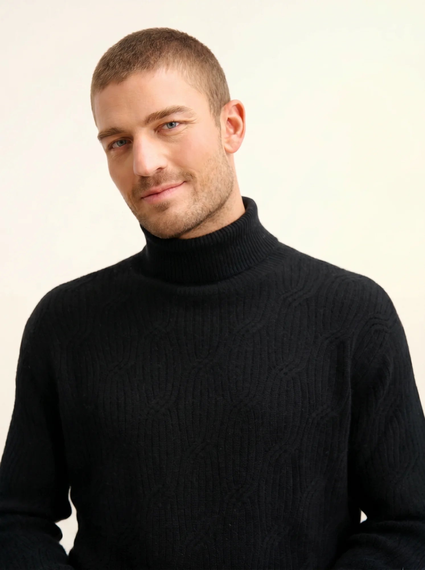 GOBA pullover rollkragen 4-fädig schwarz
