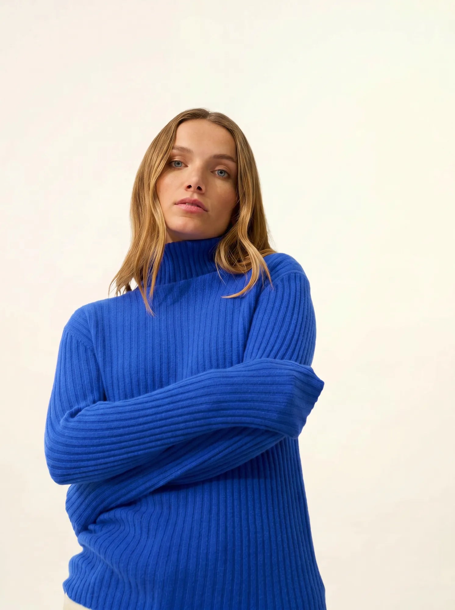 MIRAYA pullover rollkragen blau persan