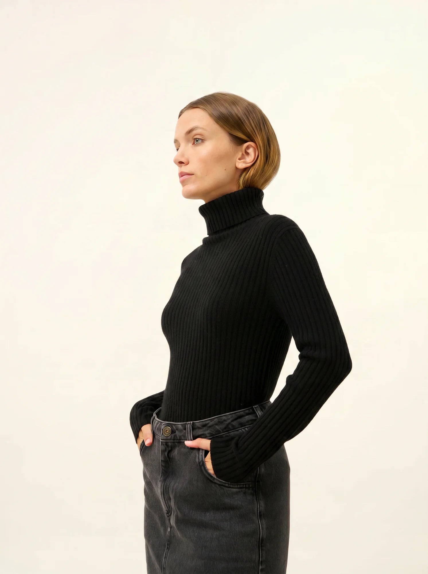MIRAYA pullover rollkragen schwarz