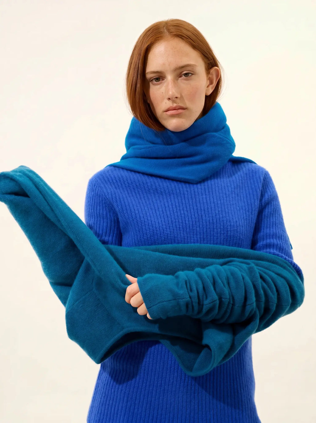 ISOLDE pullover rollkragen 4-fädig blau persan