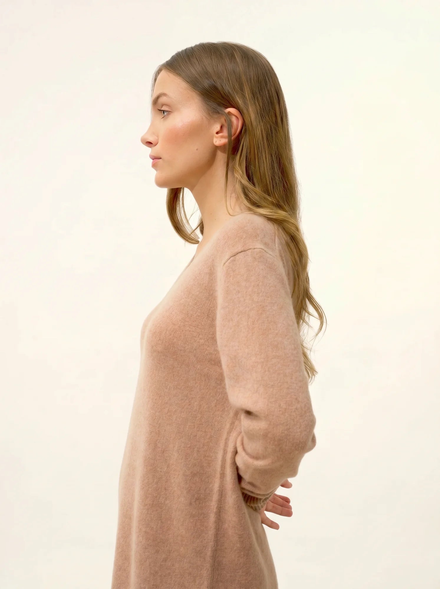 MILEYA kleid v-ausschnitt camel meliert