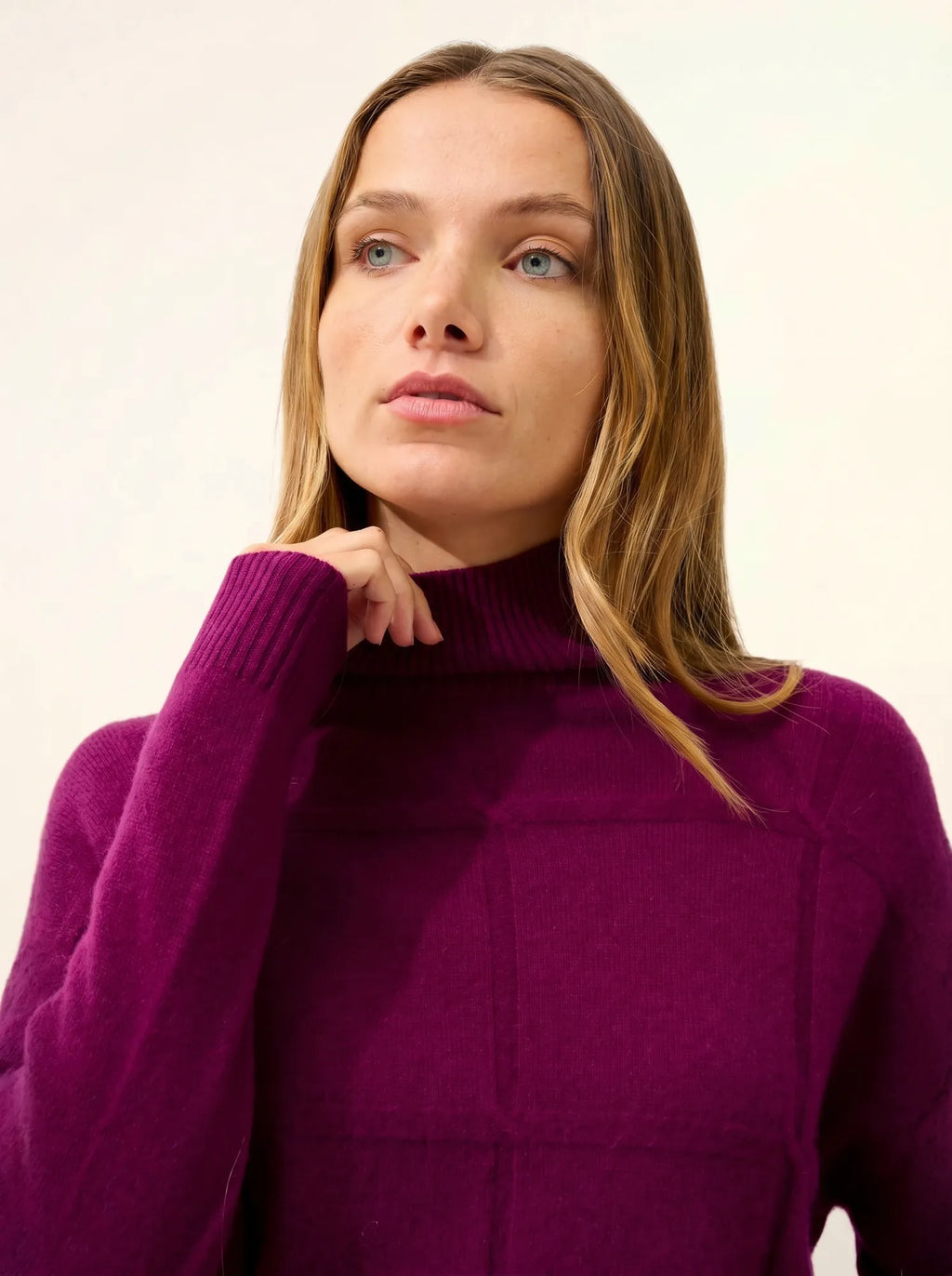LORALIA pullover rollkragen pflaume