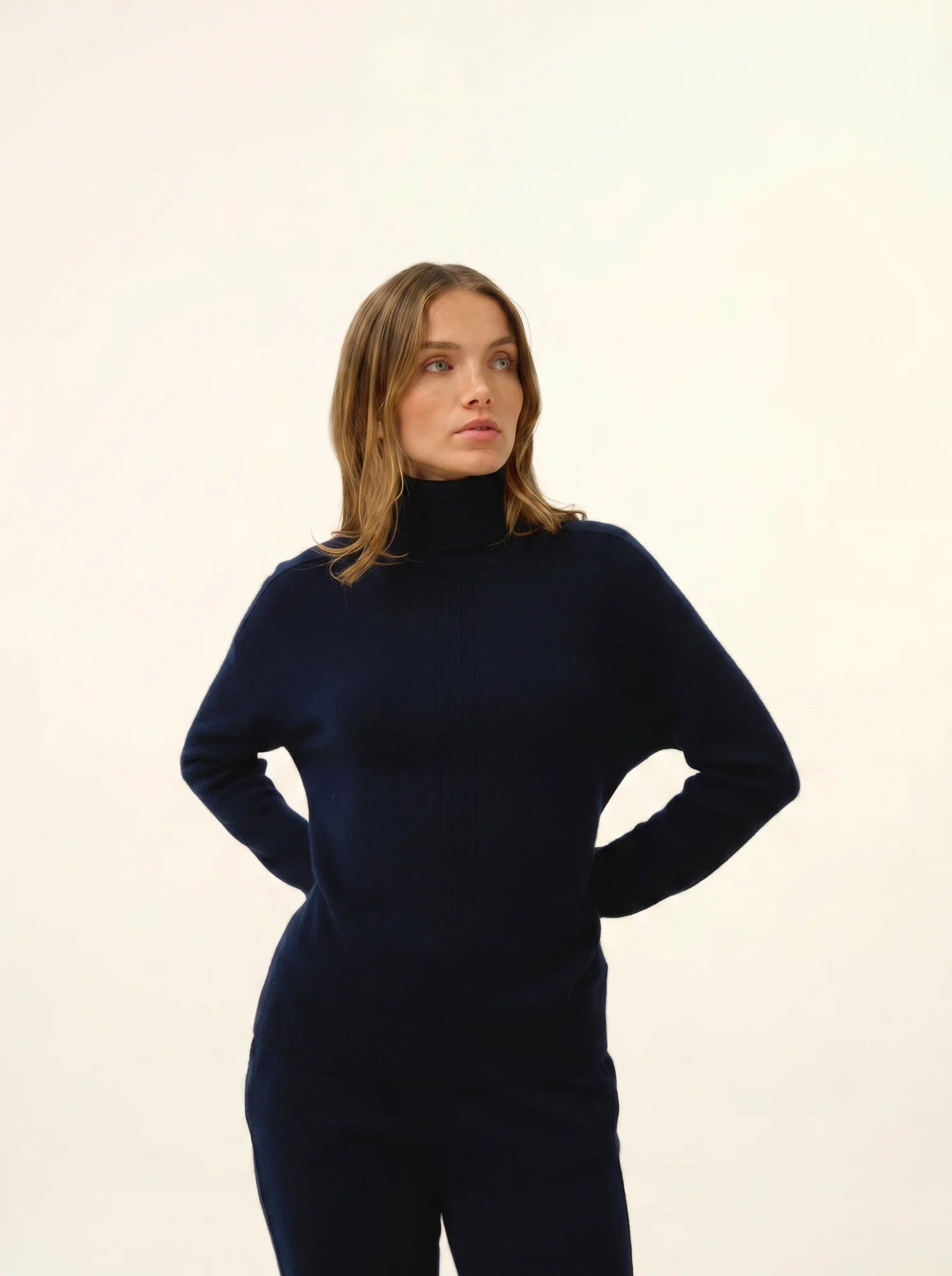 ORIANNE pullover rollkragen marineblau