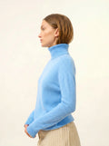 ORIANNE pullover rollkragen blau bébé