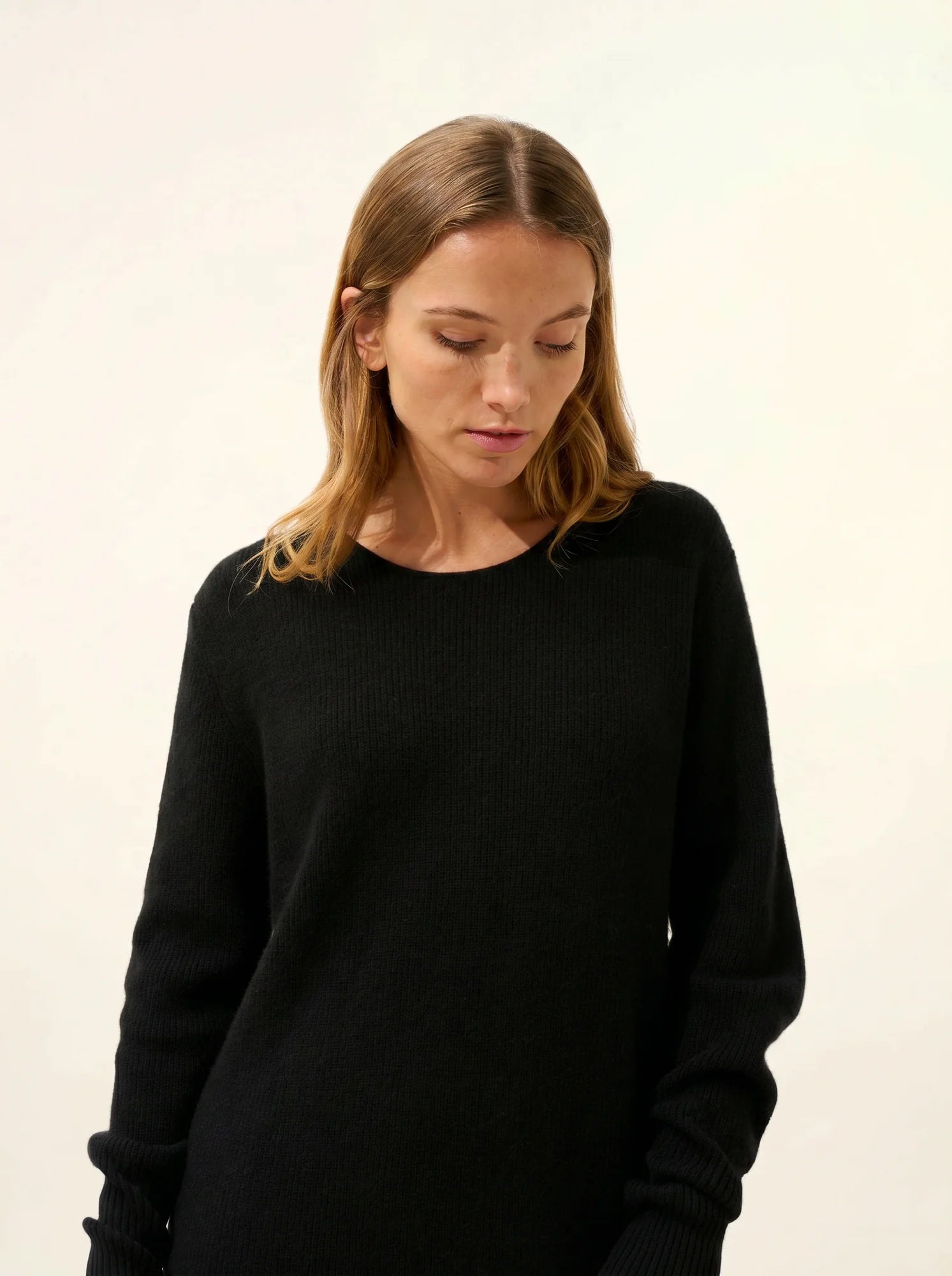 AURÉLINE kleid rundhalsausschnitt schwarz