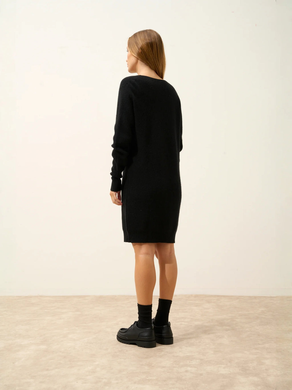 AURÉLINE kleid rundhalsausschnitt schwarz