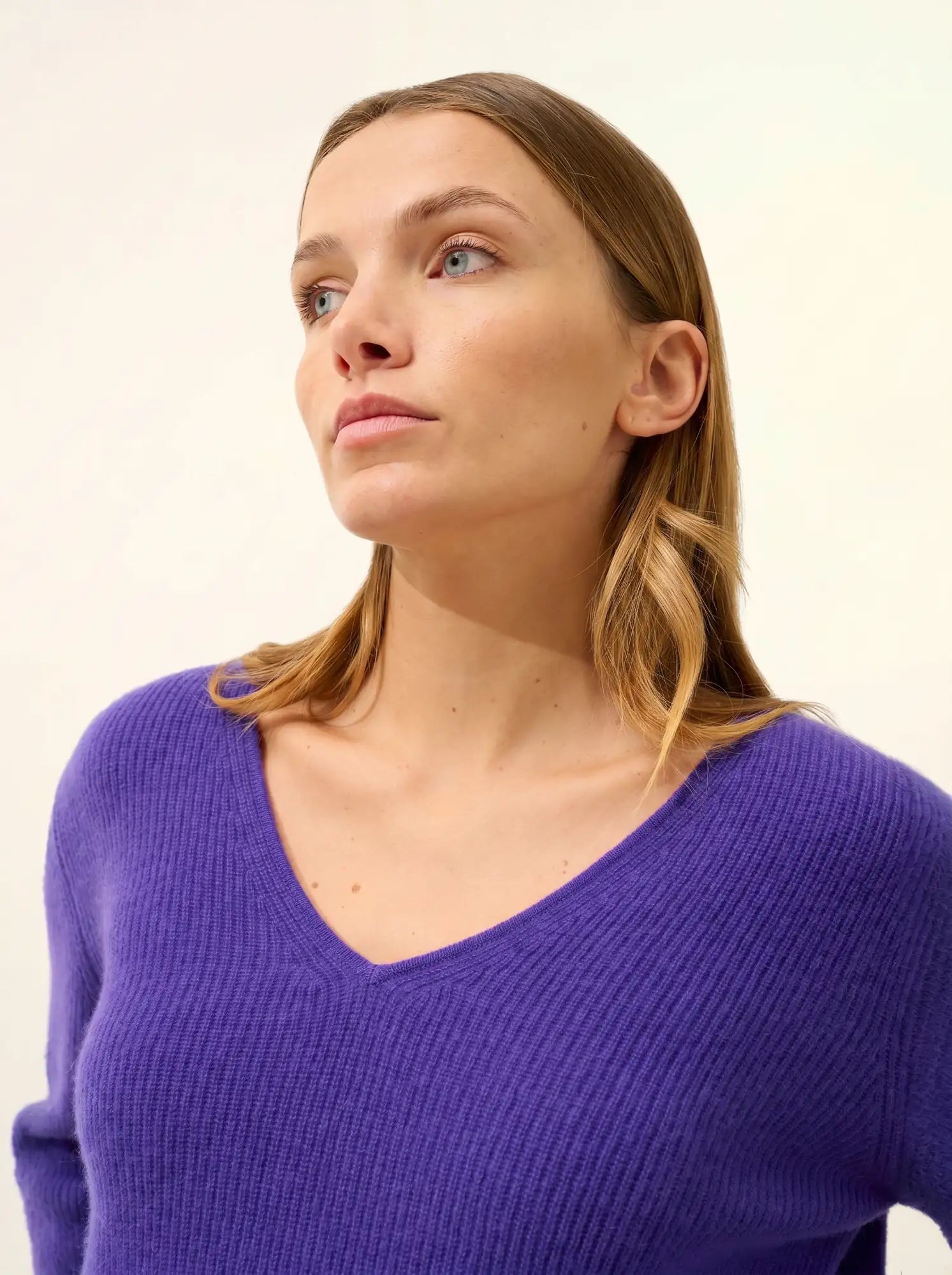CIELORA pullover v-ausschnitt améthyste