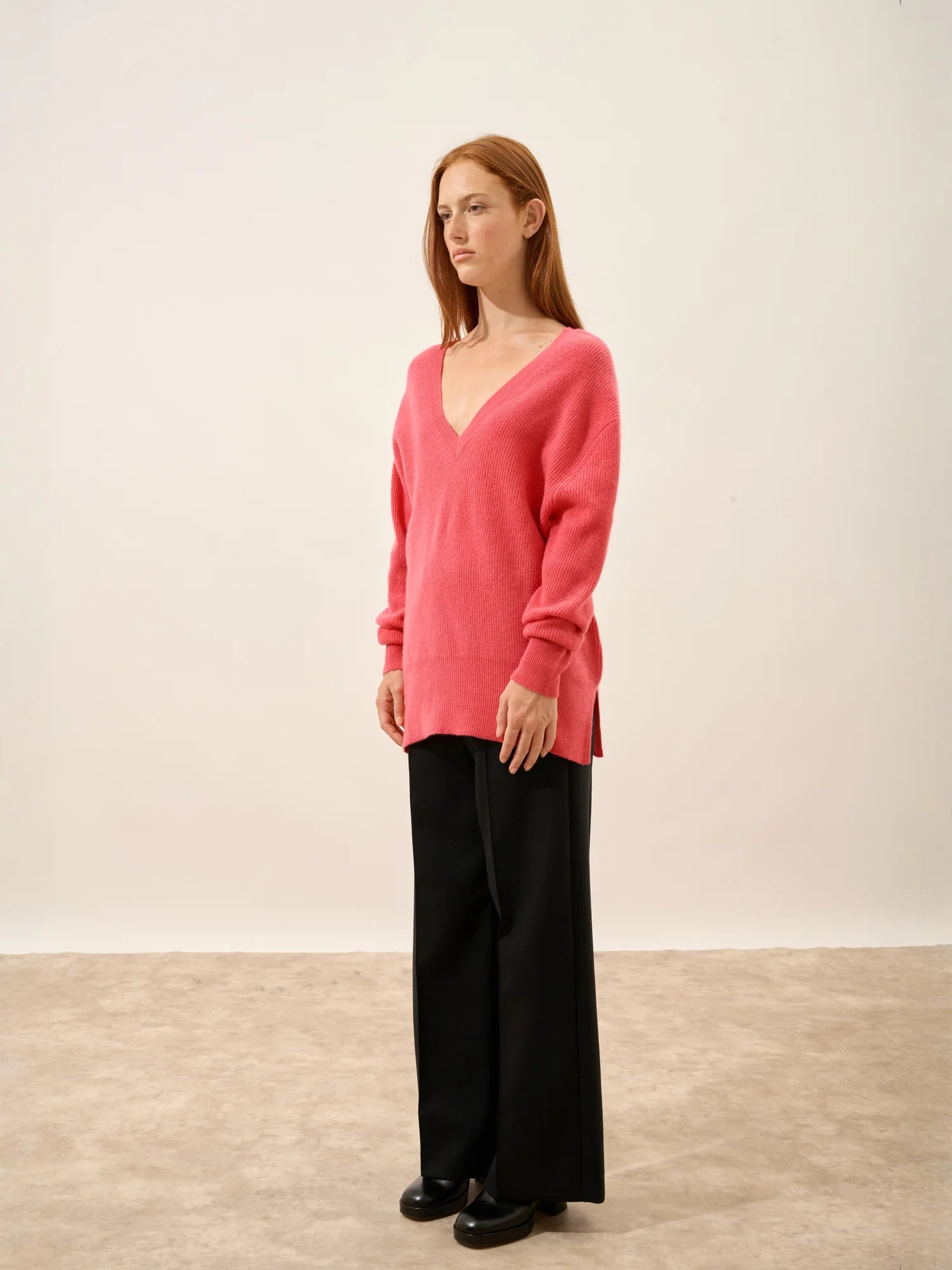 SERÉLIS pullover v-ausschnitt vorne und hinten fraise