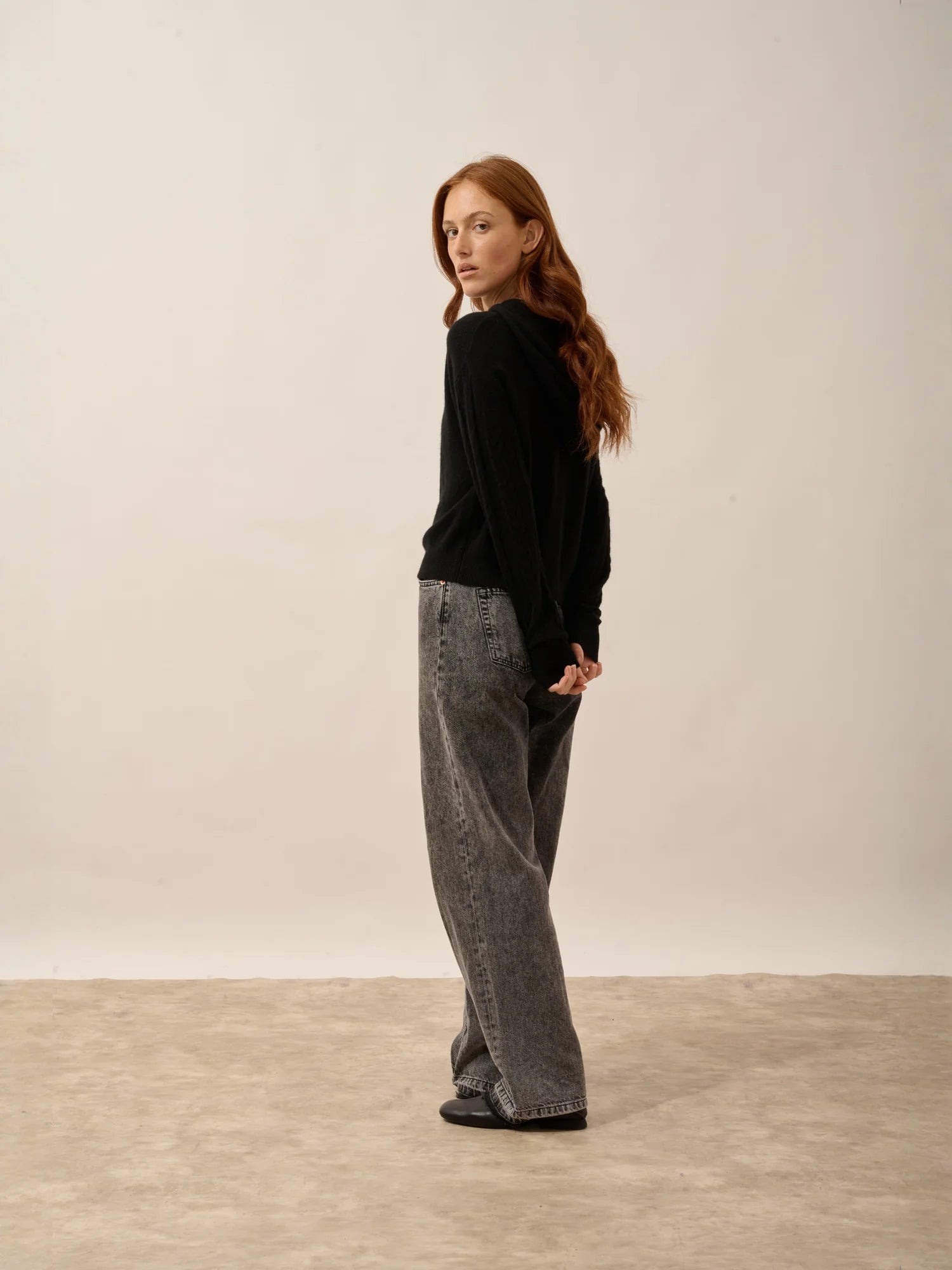 POLARA pullover mit kapuze schwarz