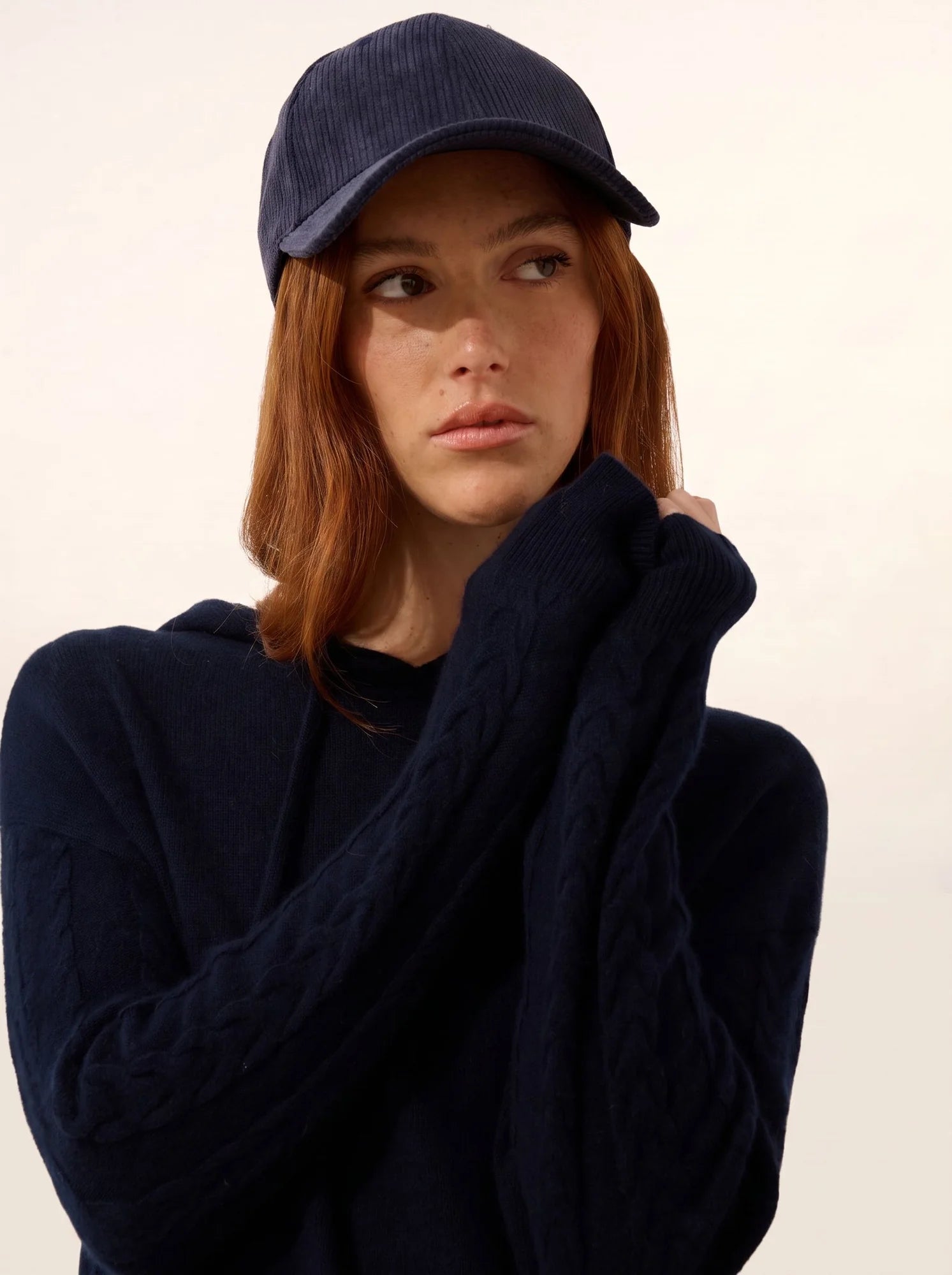 POLARA pullover mit kapuze marineblau