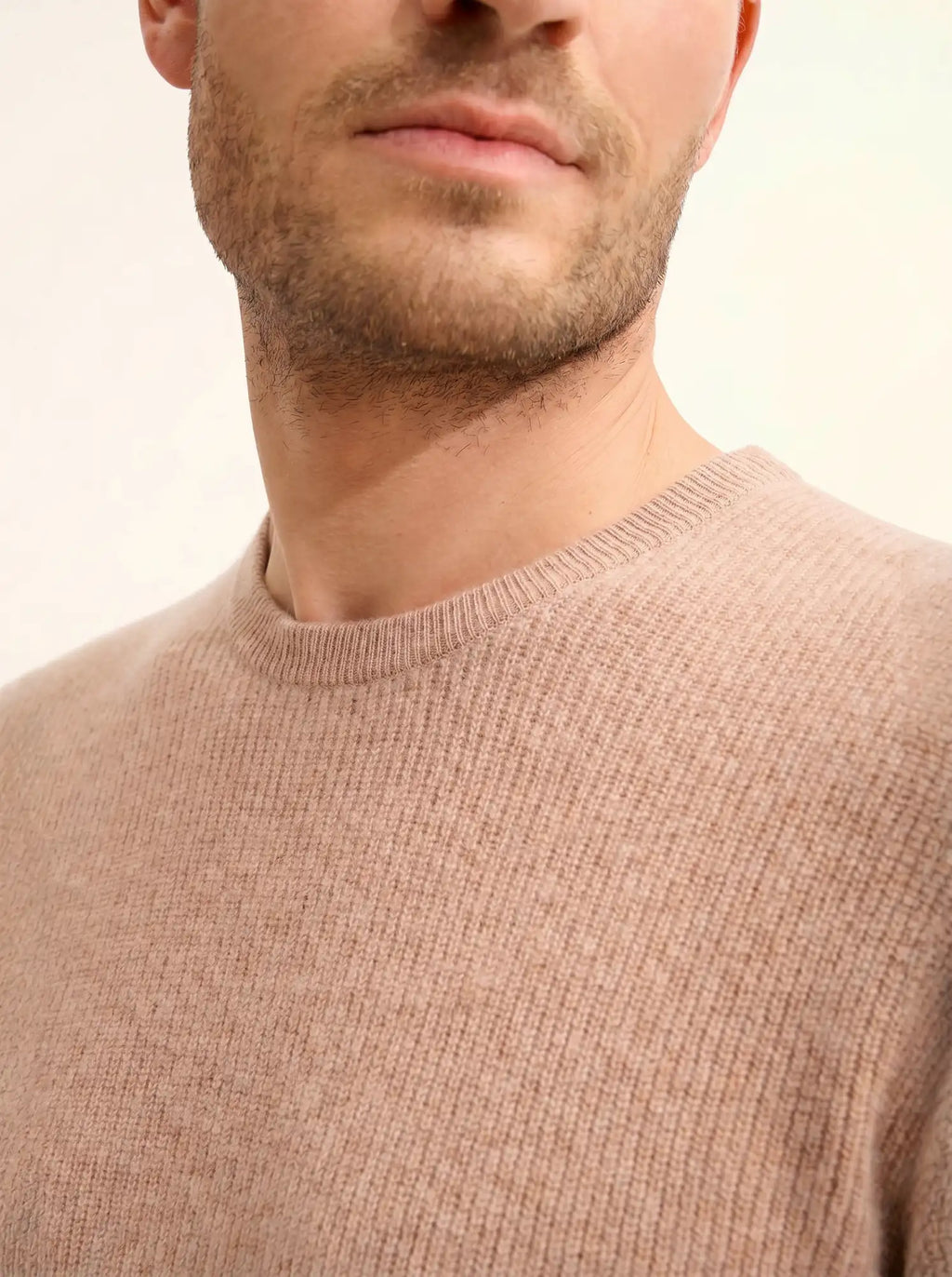 BRENNAN pullover rundhalsausschnitt camel meliert