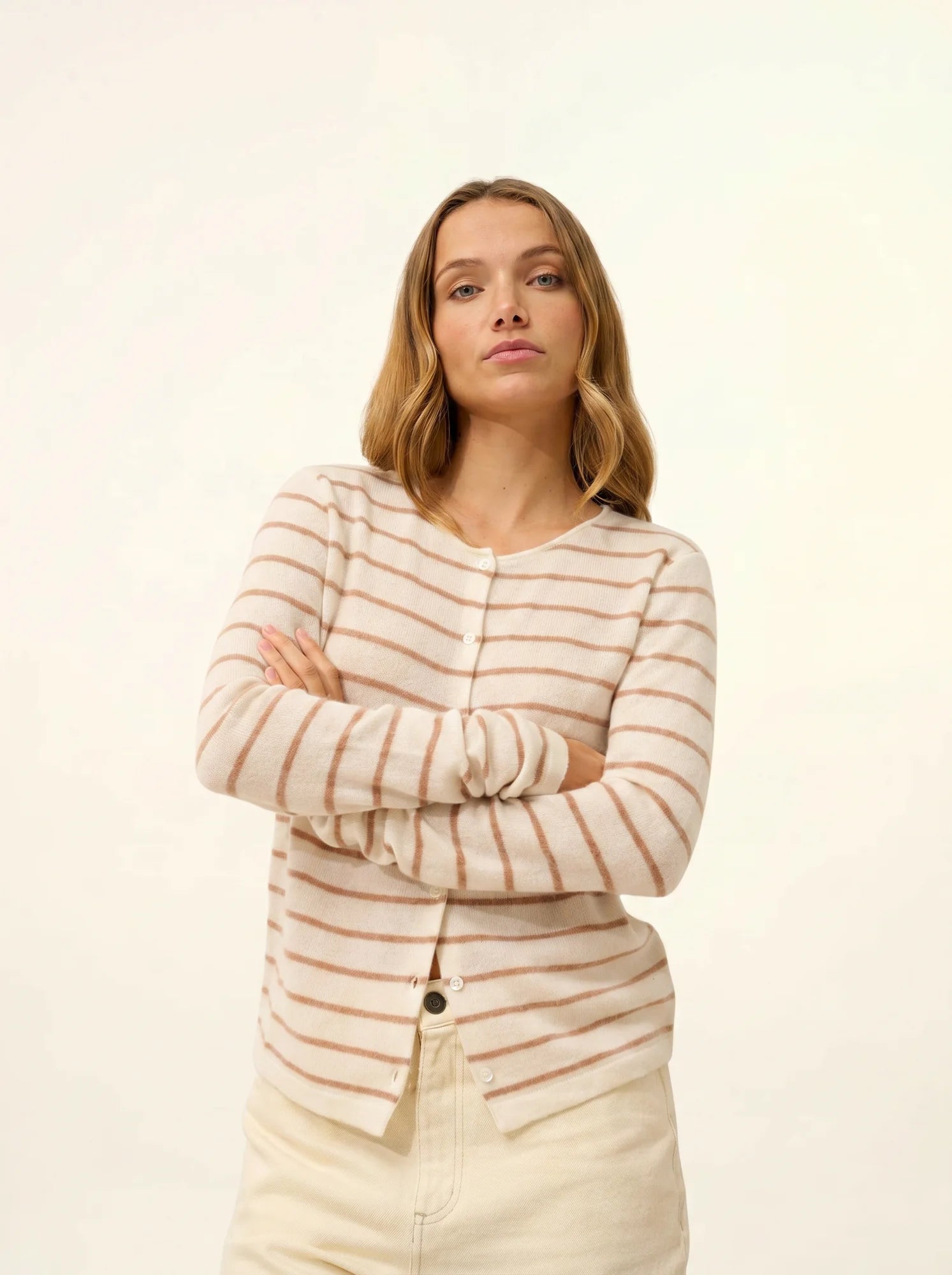 OPHELIA strickjacke rundhalsausschnitt elfenbein