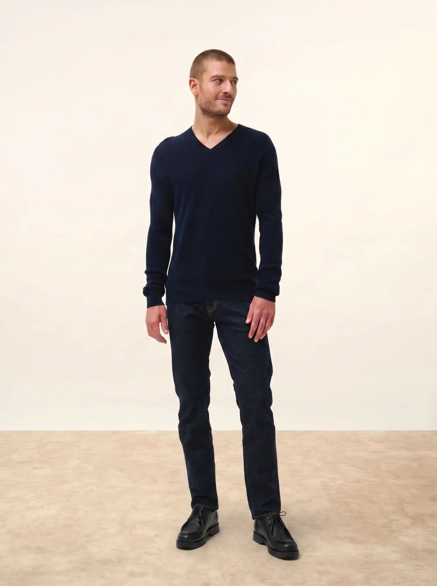 MEVRON pullover v-ausschnitt marineblau