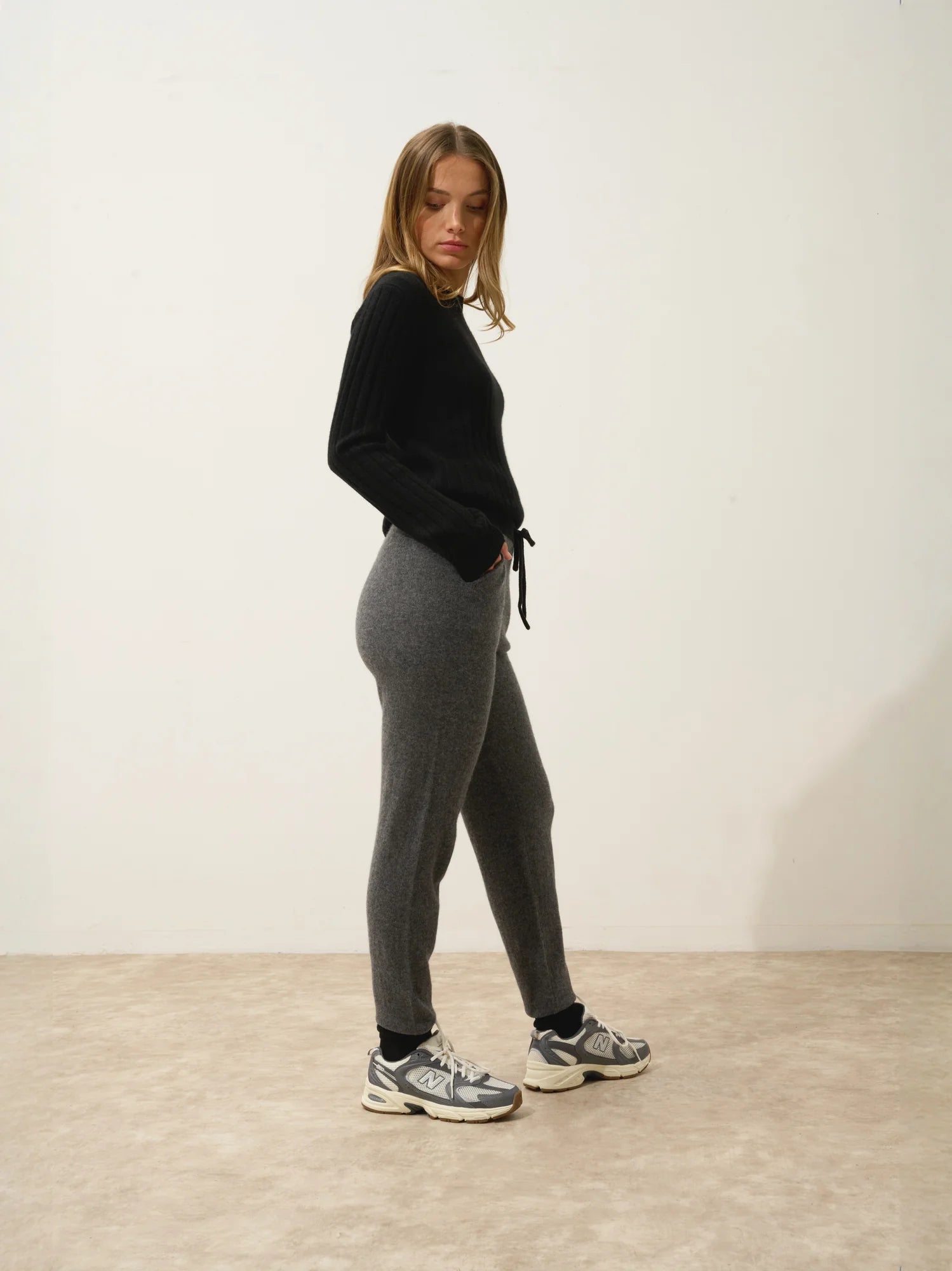 MARCELINE jogginghose anthrazit meliert und schwarz