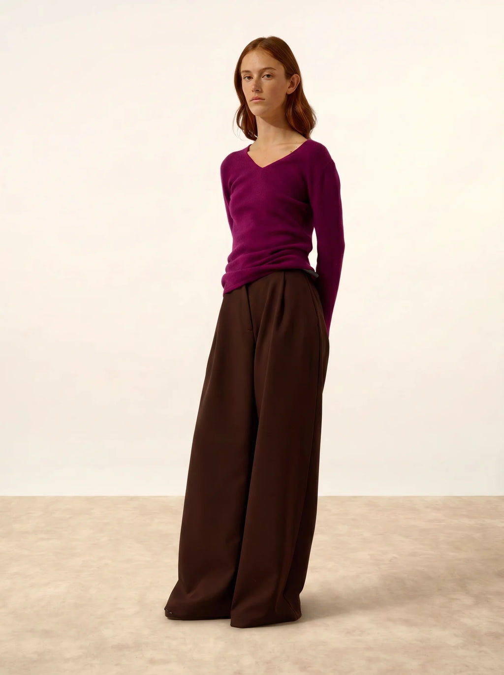 MIRELLA pullover v-ausschnitt vorne und hinten pflaume