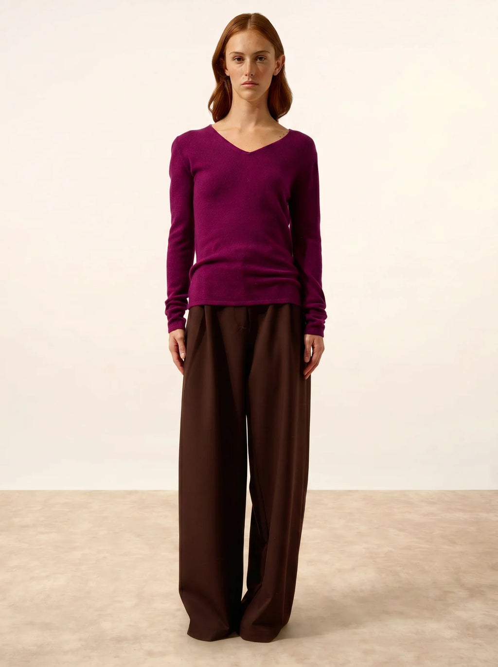MIRELLA pullover v-ausschnitt vorne und hinten pflaume