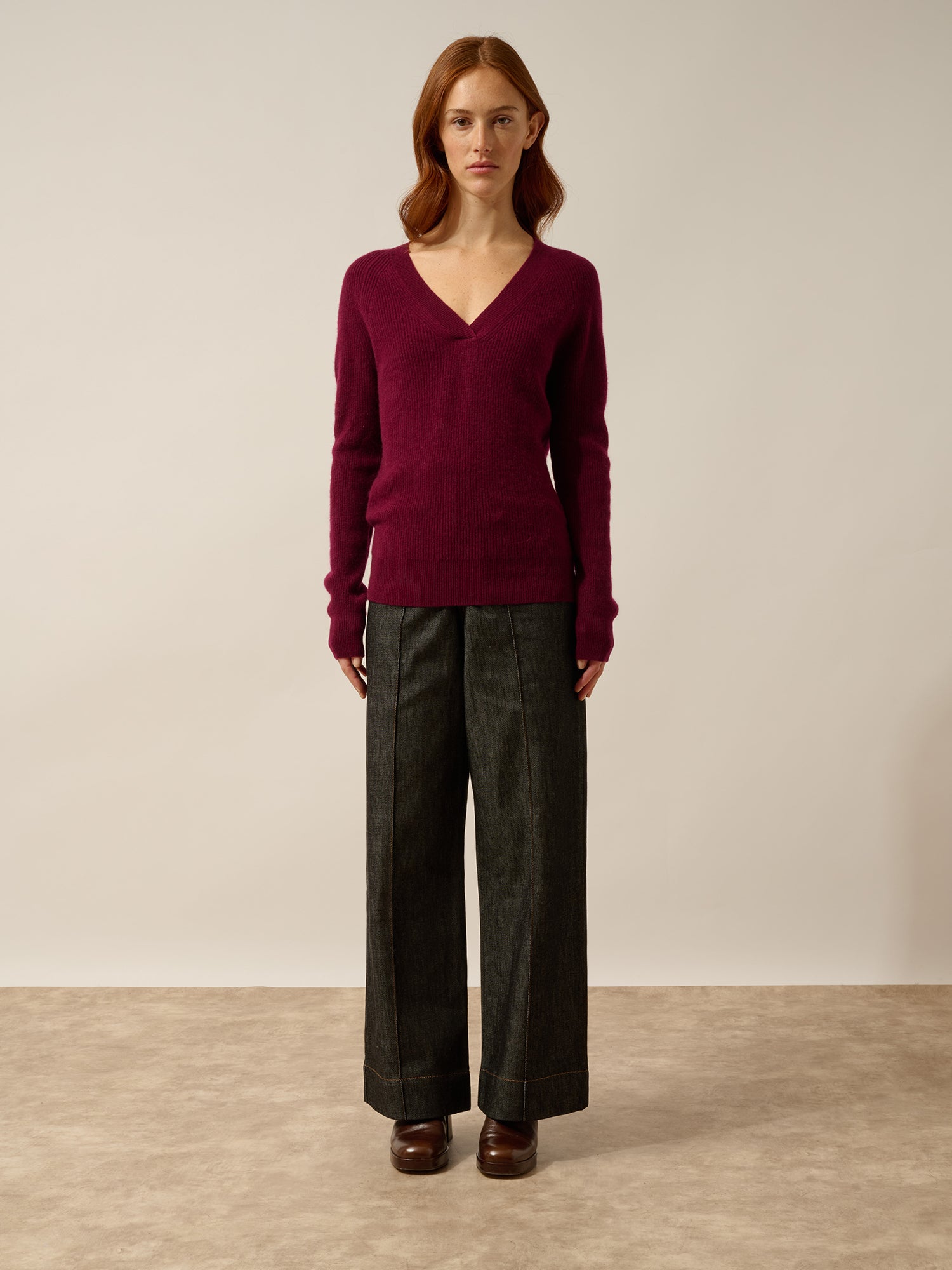 ISALUNE pull col v bordeaux