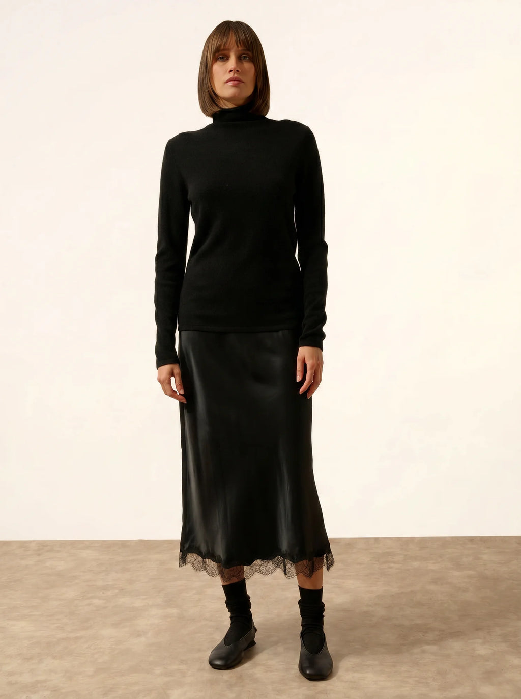 LYSANDRA pullover rollkragen schwarz