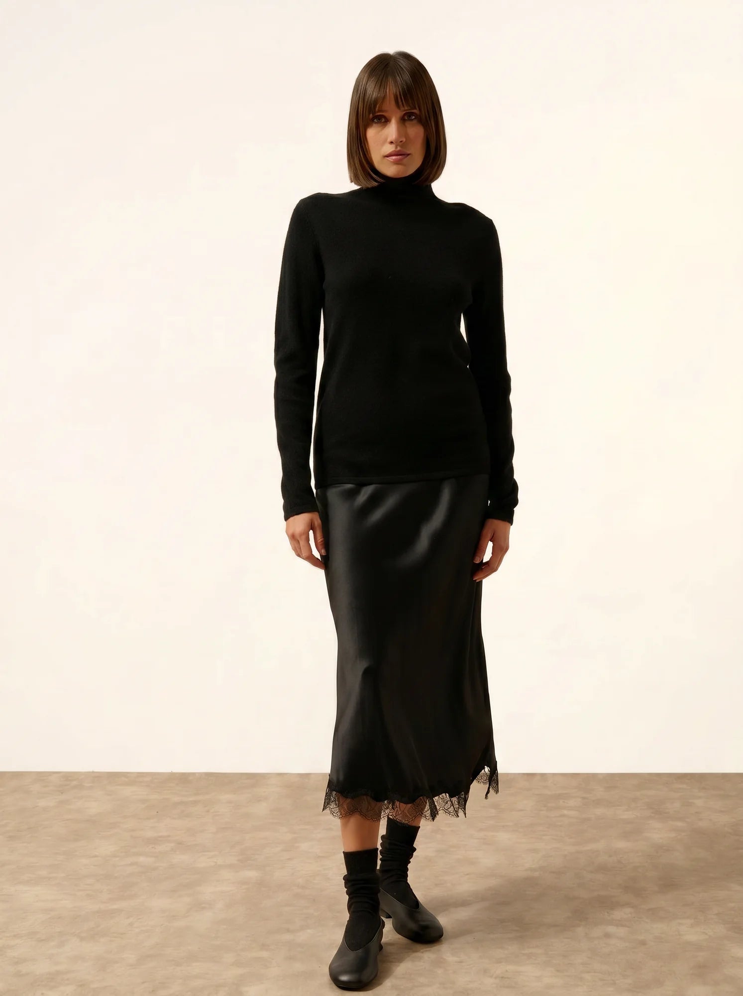 LYSANDRA pullover rollkragen schwarz