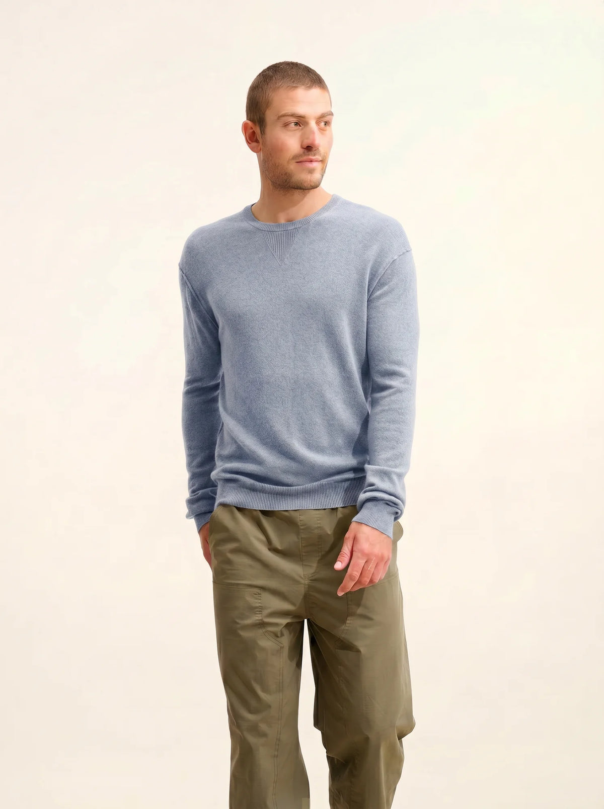 HOWARD Pullover Rundhalsausschnitt Elfenbeinblau