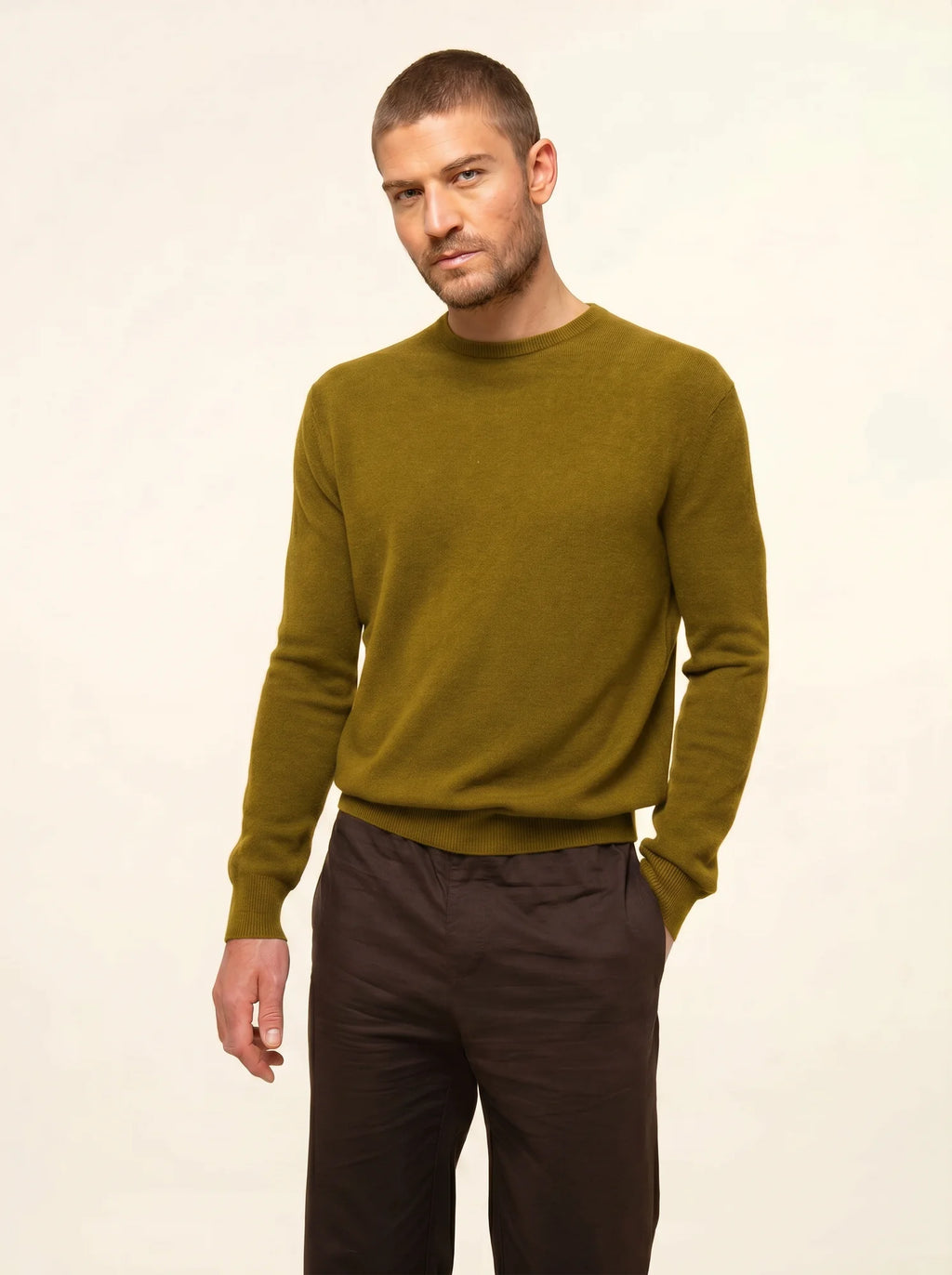 HOWARD pullover rundhalsausschnitt bronze