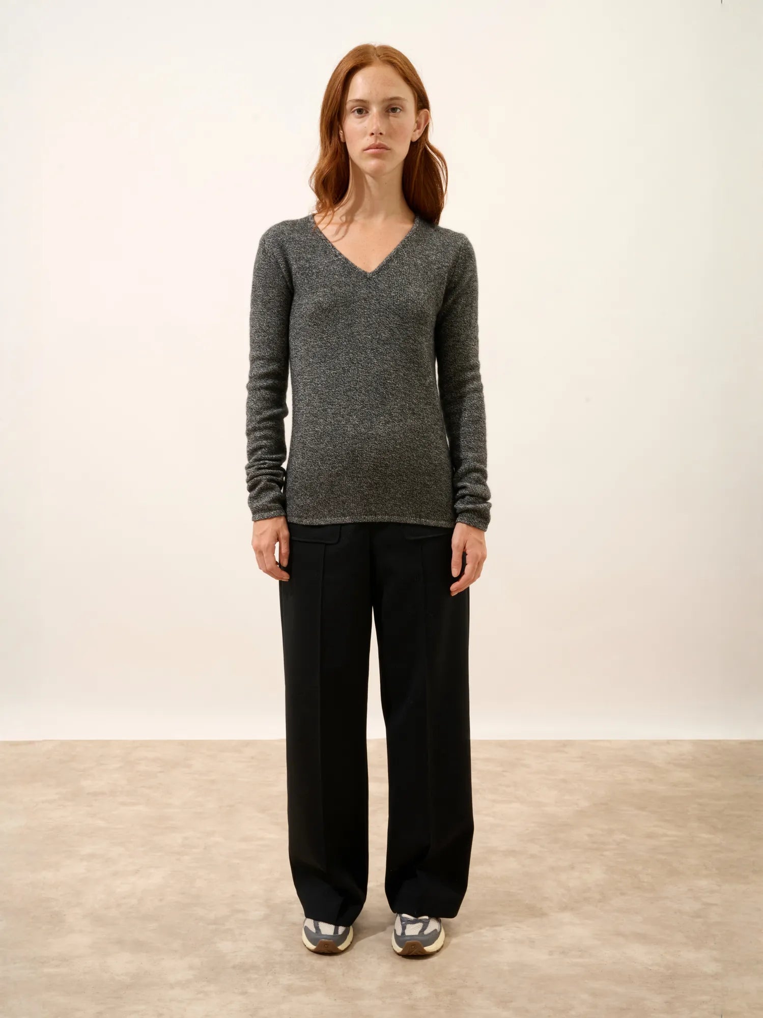 ABBY pullover v-ausschnitt 4-fädig schwarz und weiß