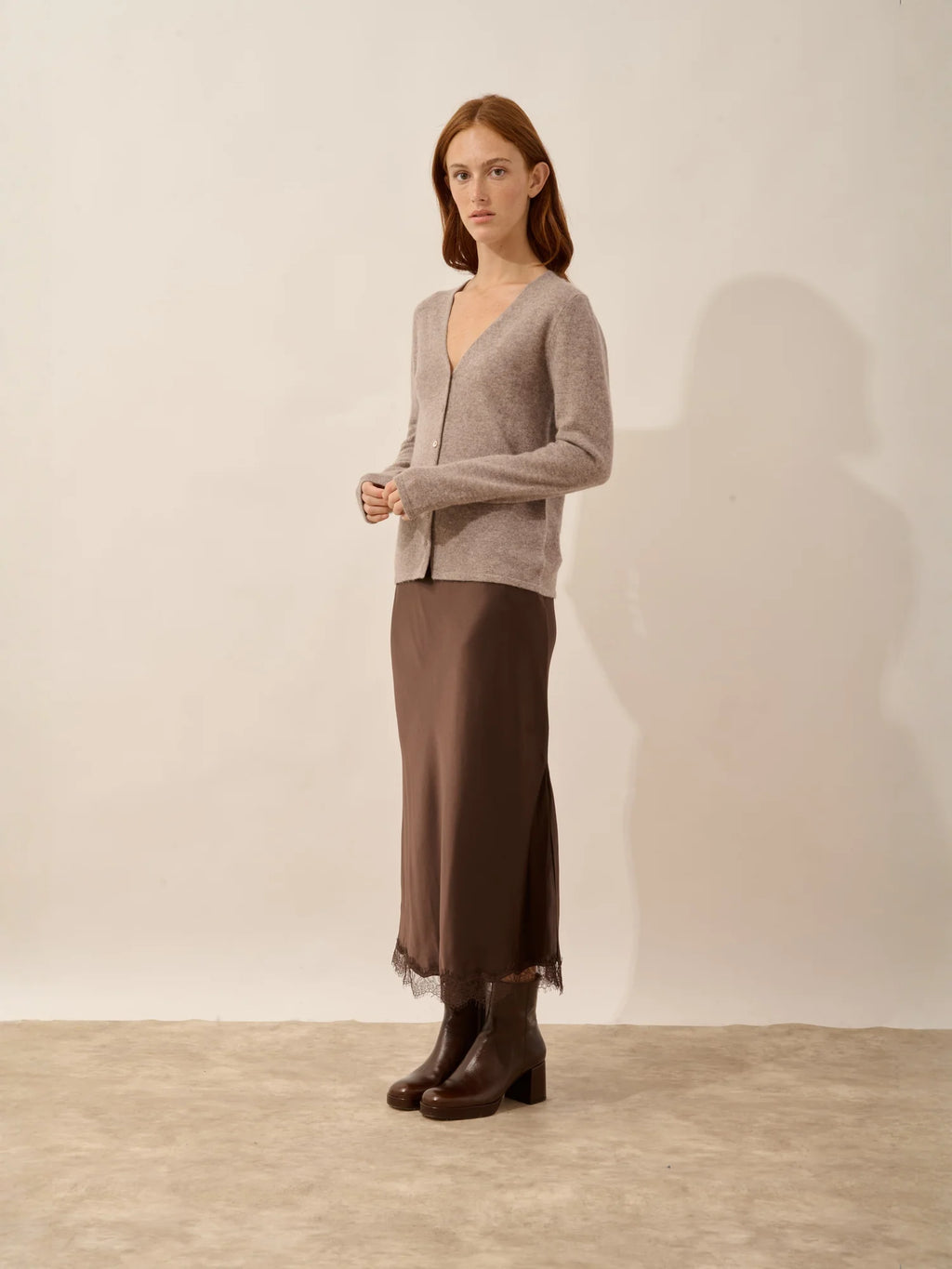 NORMA strickjacke v-ausschnitt caribou meliert