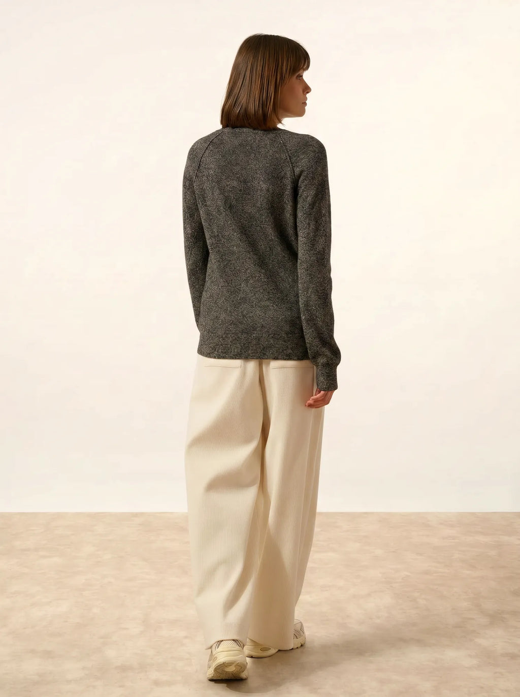 PHOEBE pullover v-ausschnitt schwarz und weiß