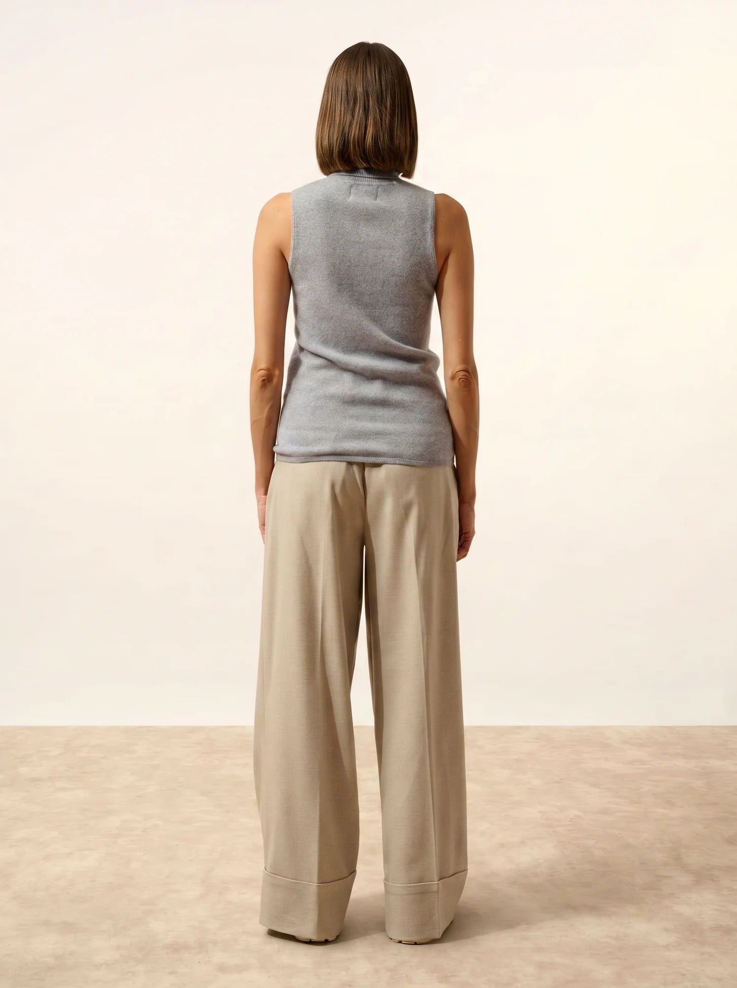 VIOLET pullover rollkragen ärmellos blau elfenbein
