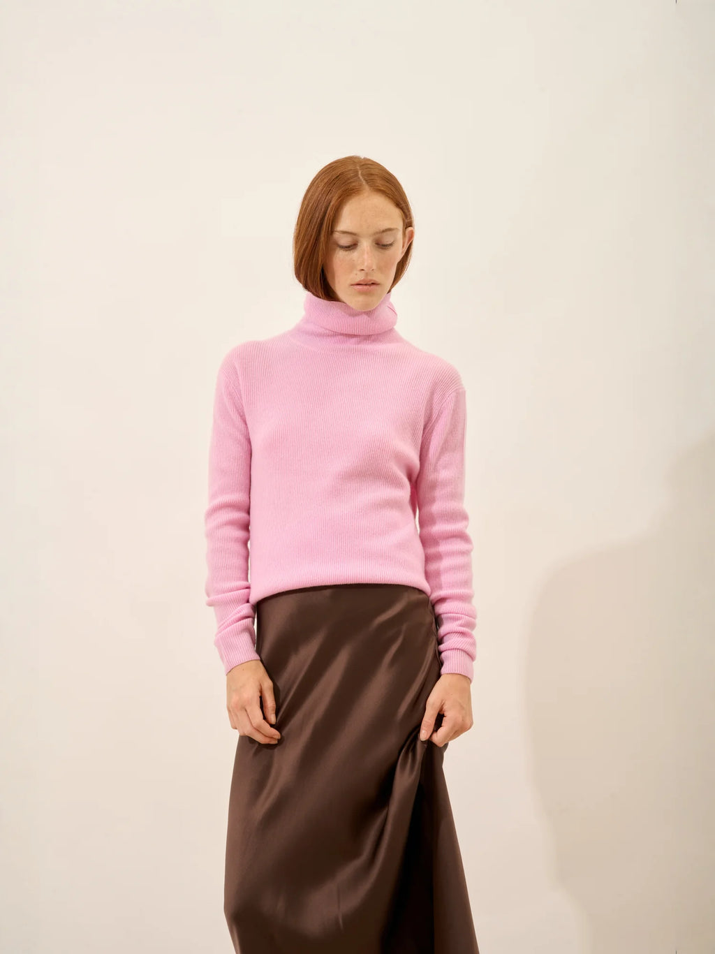 LANAIS pull col roulé quartz rose
