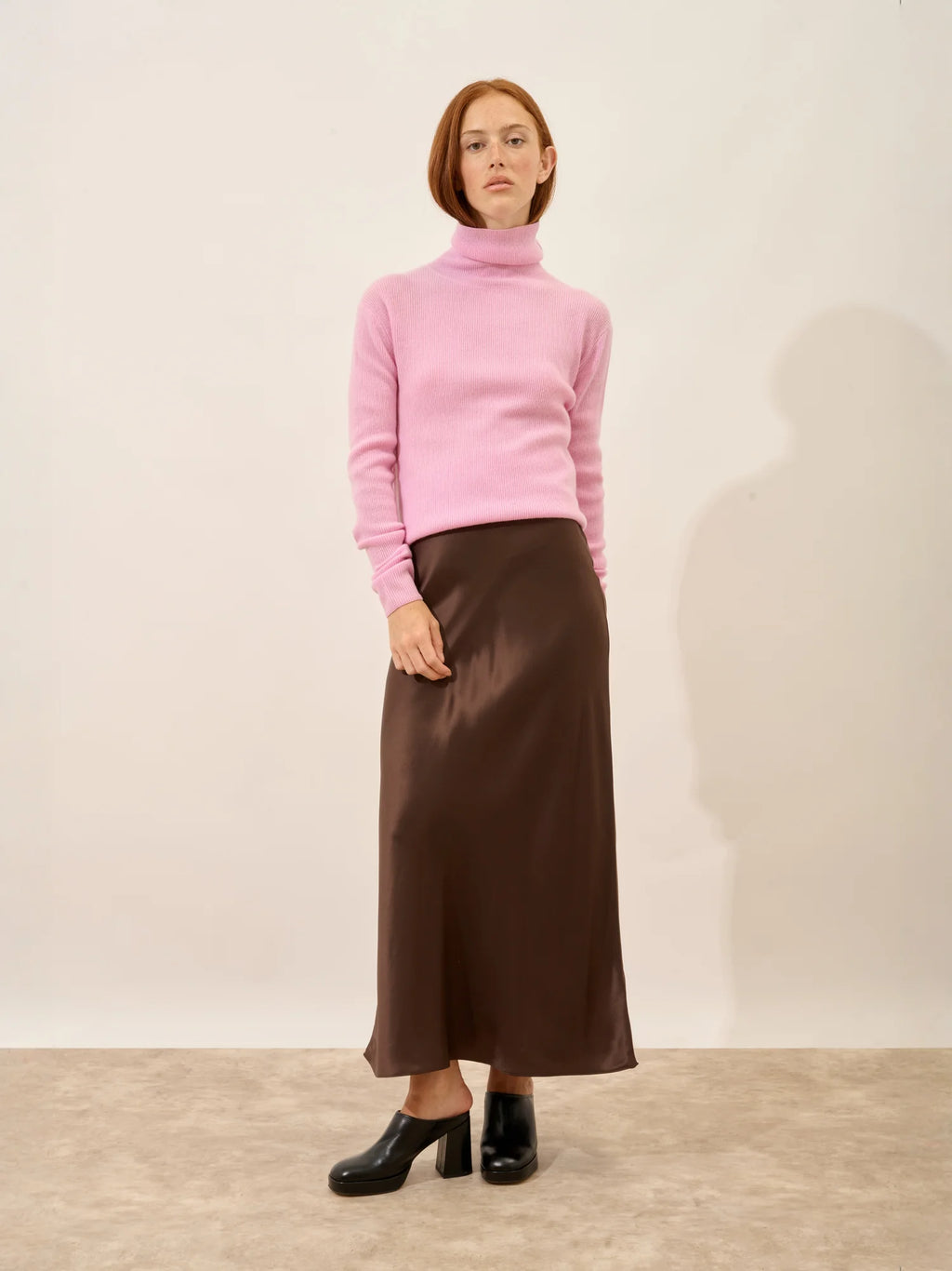 LANAIS pull col roulé quartz rose