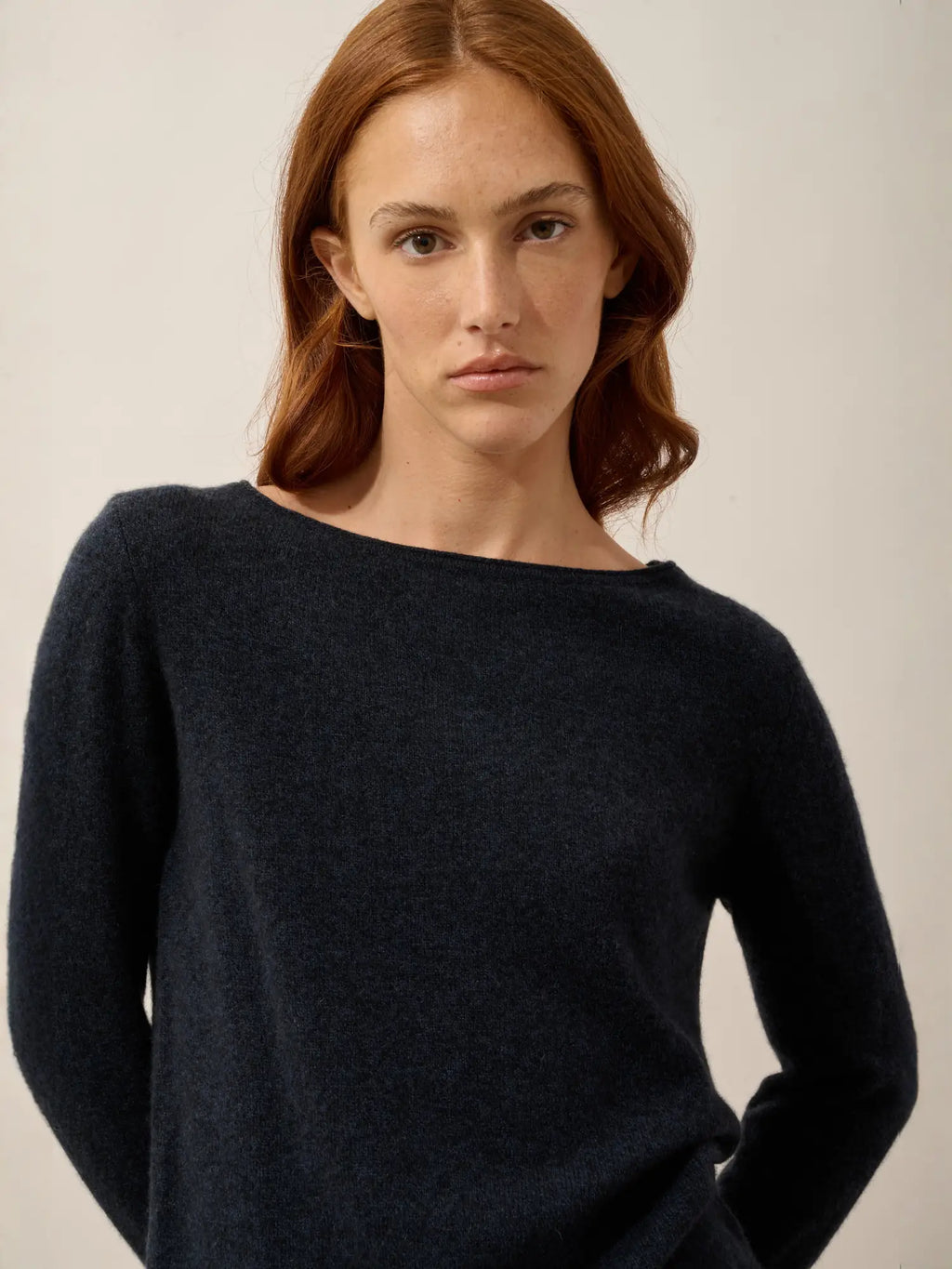 GRACE pullover u-boot-ausschnitt caviar