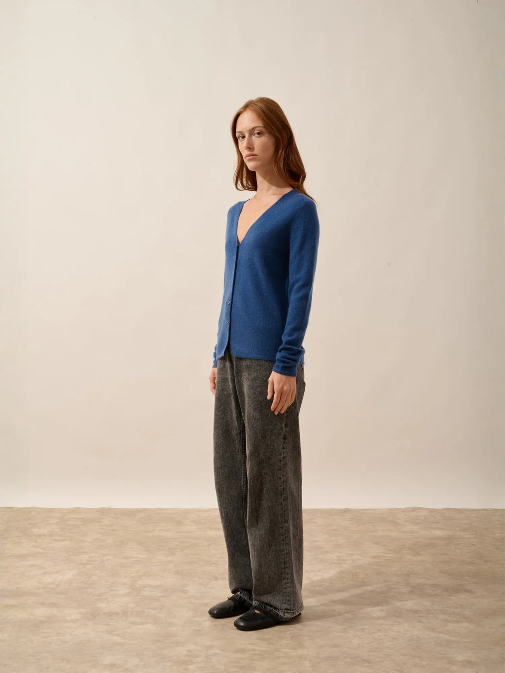 NORMA strickjacke v-ausschnitt blau perse