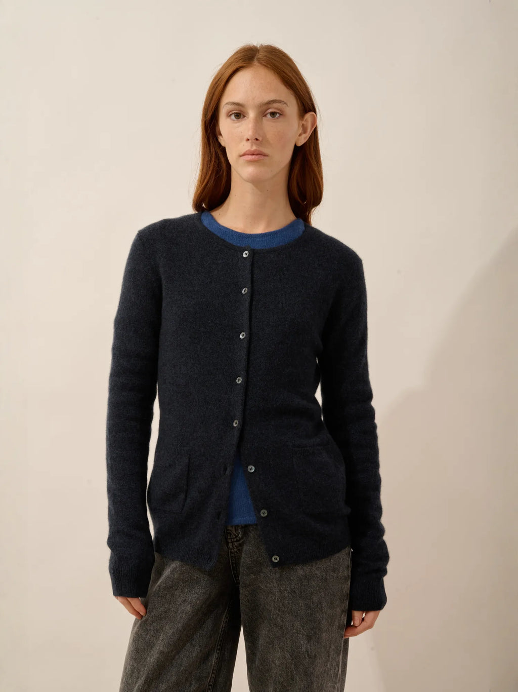 KATHARINE strickjacke rundhalsausschnitt caviar
