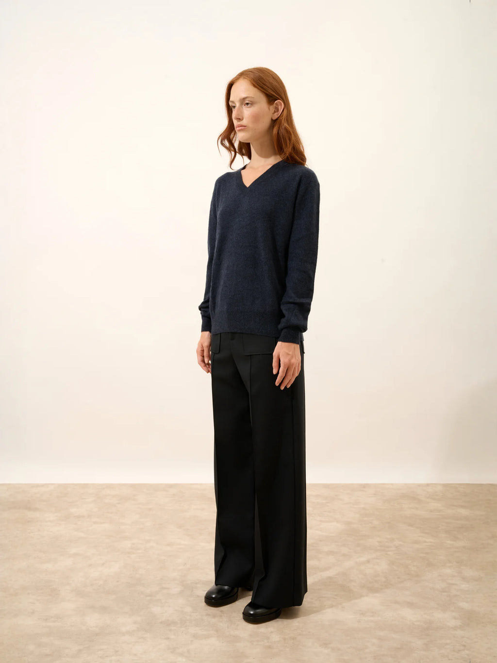 NORA pullover v-ausschnitt caviar
