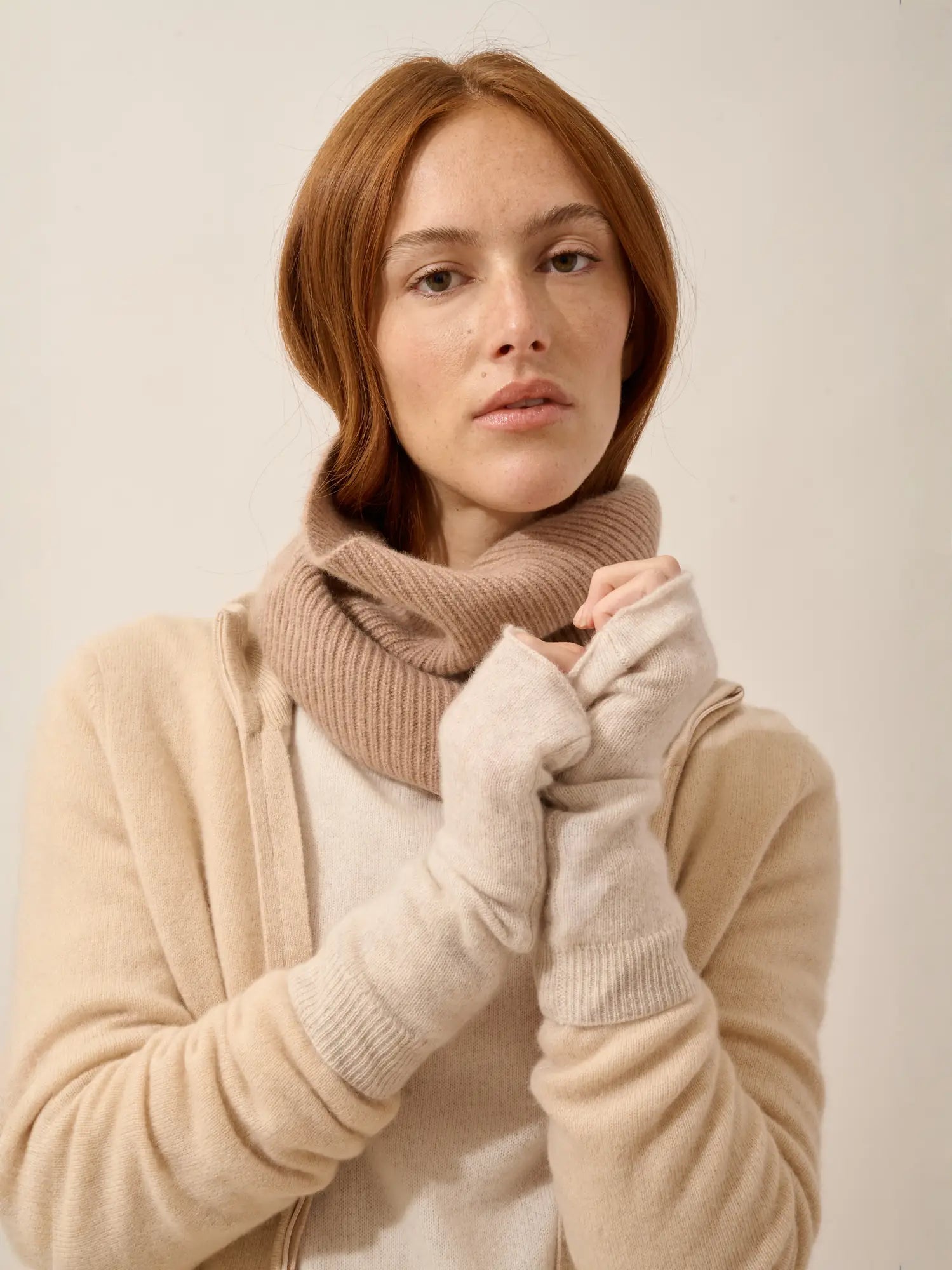 ZOE fingerlose handschuhe beige meliert