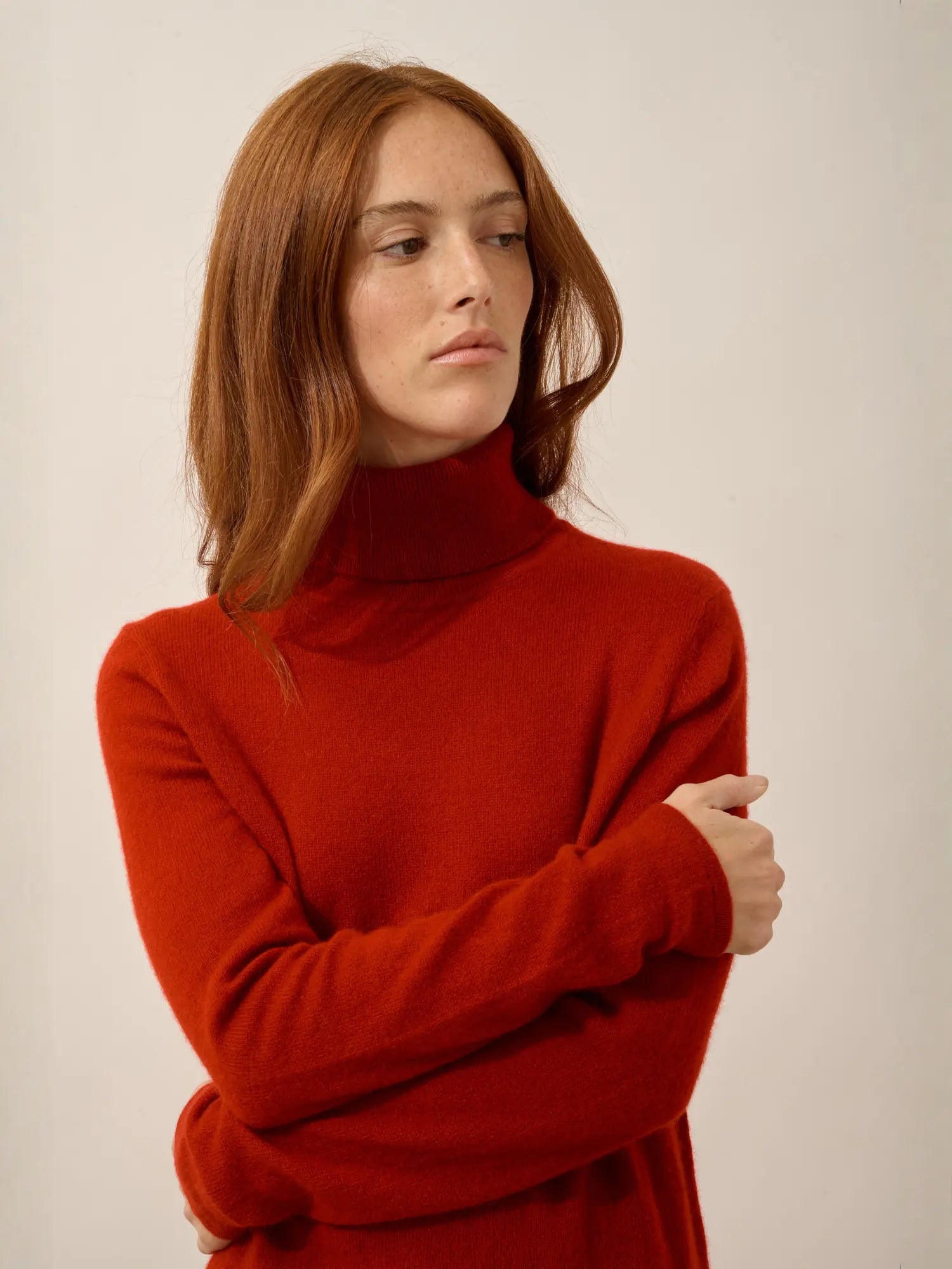 AVA pullover rollkragen rubis