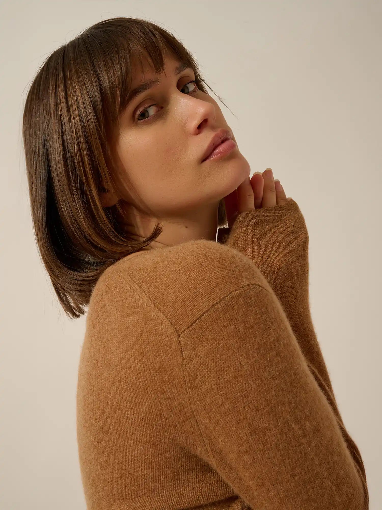 JOAN pullover v-ausschnitt noisette
