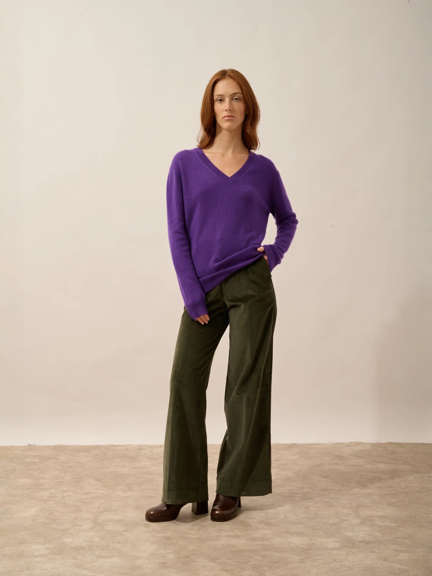 NORA pullover v-ausschnitt violette